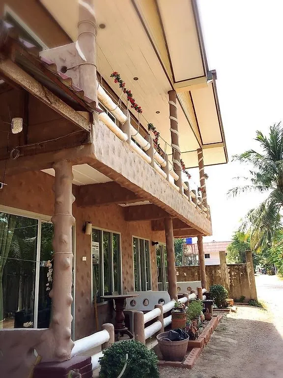 Fasia Apartment Ko Lanta Thaiföld